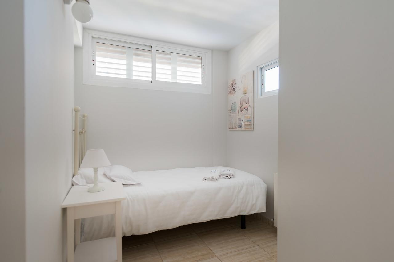 Apartamentos Marta Playa Аликанте Экстерьер фото