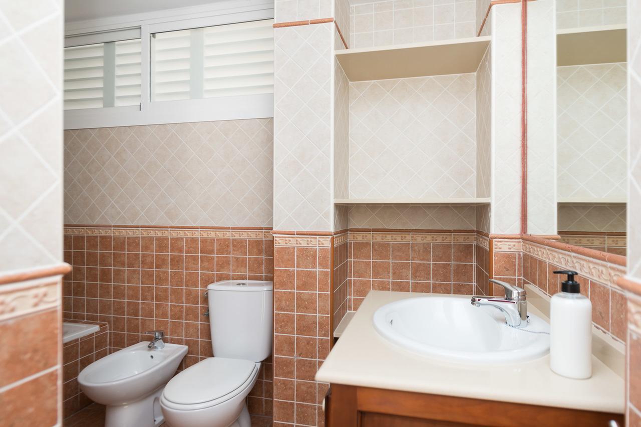 Apartamentos Marta Playa Аликанте Экстерьер фото